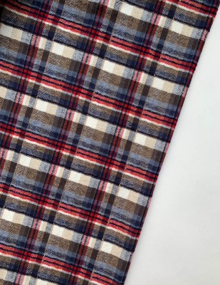 Ткань для шитья. Фланель хлопковая "красно-сине-бежевая" арт. 1882